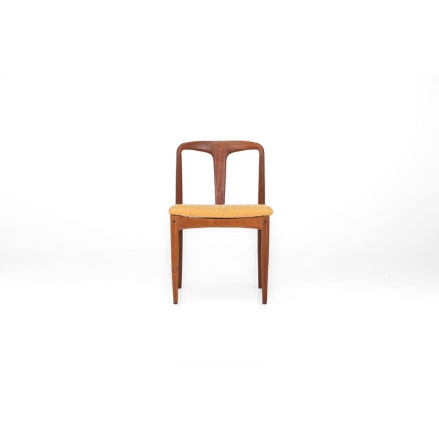 Uldum Møbelfabrik Juliane Dining Chairs by Johannes Andersen for Uldum Mobelfabrik, 1960s, Set of 6, Set of 6 For Sale - Image 4 of 13