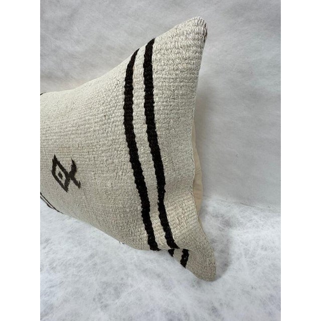 Contemporary Turkish Hemp Pillow Cushion Natural Beige Black Pillow Cushion Cover 16" x 24" For Sale - Image 3 of 4