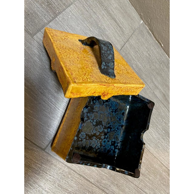 Contemporary Mottled Yellow Gold and Navy Blue Ceramic Box For Sale - Image 3 of 5