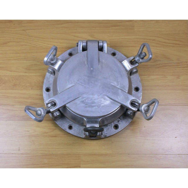 Silver 1950s Nautical Ship's Aluminium Porthole Converted to Mirror, Italian Industrial Marine Design For Sale - Image 8 of 9