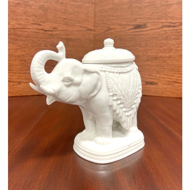 Andrea by Sadek White Porcelain Elephant Candy Dish For Sale In Charlotte - Image 6 of 9