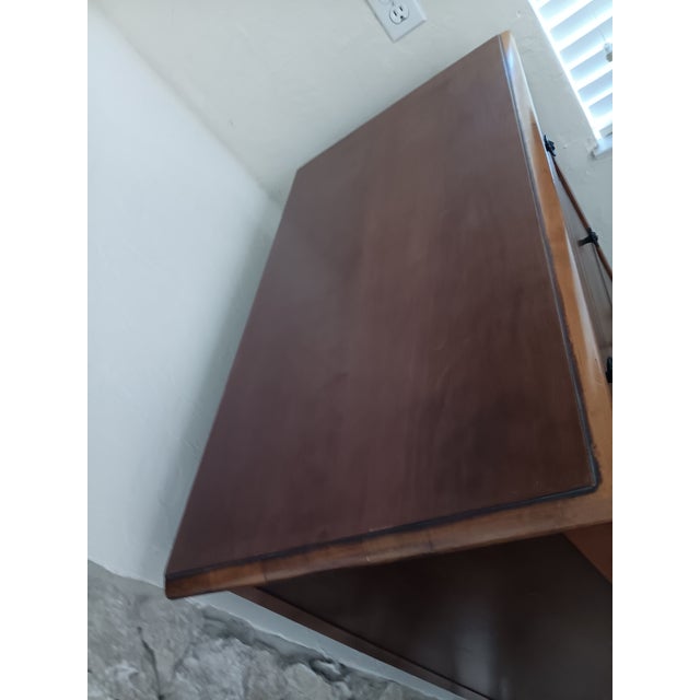 1960s Vintage British Colonial Style Wood Chest 4 Drawer Dark Tone For Sale - Image 14 of 18