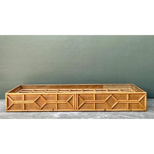 Late 20th Century Vintage Rattan Chaise Platform For Sale - Image 5 of 12