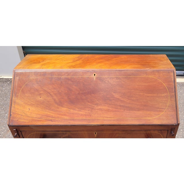 Circa 1850 American Federal Fall Front DRSK For Sale In Philadelphia - Image 6 of 18
