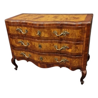 Antique Emilian Chest of Drawers in Walnut and Olive Wood, 1750 For Sale