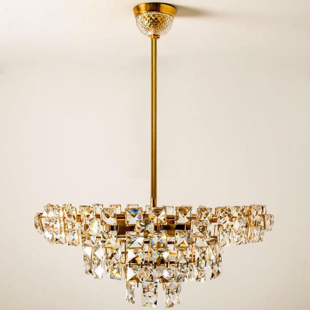 Very elegant chandelier by Bakalowits & Sohne, Austria. The chandelier is manufactured in circa 1960. with huge gem-like...
