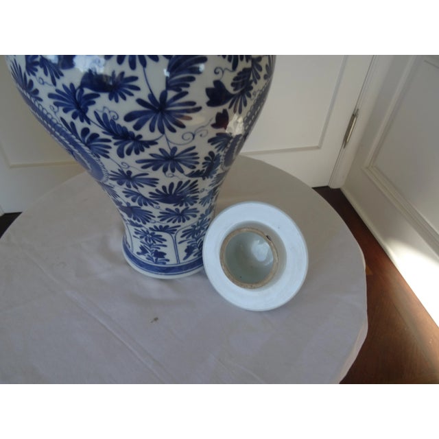 Chinese Late 20th Century Blue & White Covered Vase For Sale - Image 3 of 6