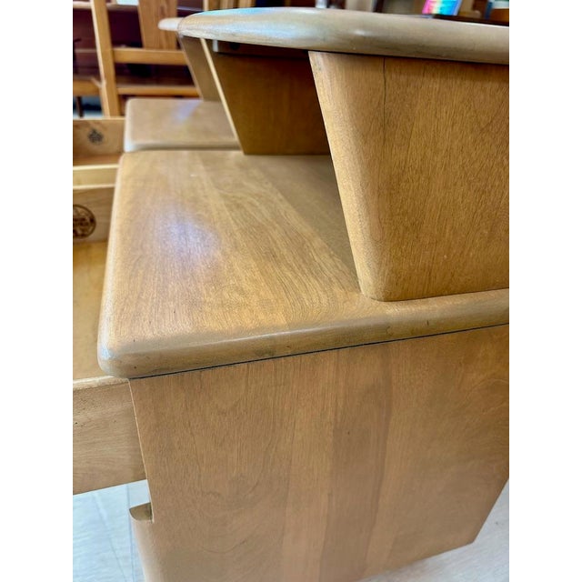 1950s Pair of Heywood Wakefield ‘Encore’ Nightstands For Sale - Image 5 of 8