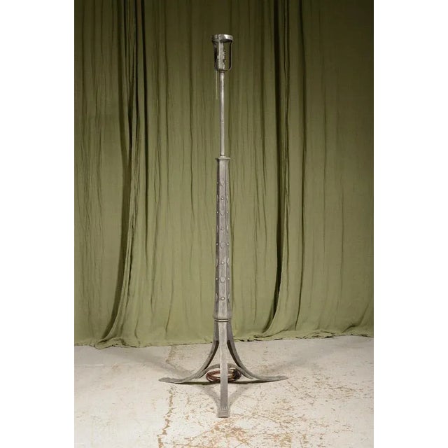 Arts & Crafts Wrought Iron Standard Lamp in the style of C.F.A. Voysey, 1900s For Sale - Image 10 of 10