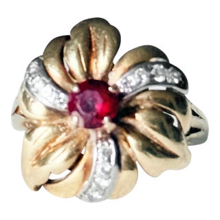 Vintage Mid-Century 18k Yellow Gold Garnet and Diamond Flower Cluster Ring, Size 7 For Sale