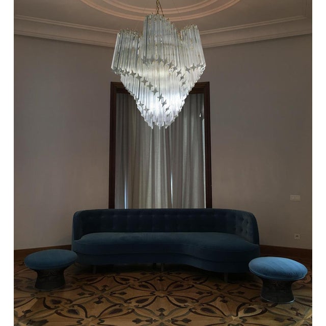 1990s Italian Quadriedri Gold Metal Frame Murano Chandeliers, Set of 2 For Sale - Image 5 of 18