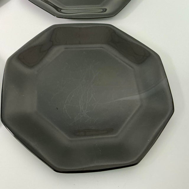 Glass 1980s Postmodern Contemporary French Black Glass Dinner Plates - Set of 4 For Sale - Image 7 of 11