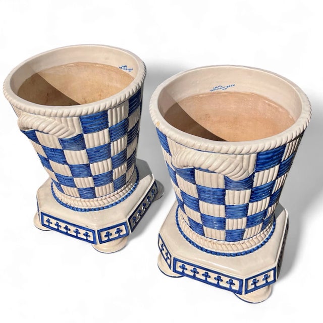 Boho Chic 1980s Portuguese Large Ceramic Basket Weave Planters on Bun Feet - Set of 2 For Sale - Image 3 of 10