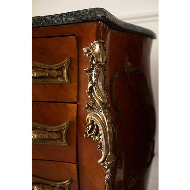 Pair Vintage French Louis XV Bombé Chests, Marble Top Commode Nightstands For Sale - Image 16 of 18