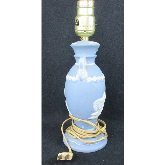1960s Vintage Occupied Japan Wedgwood Jasperware Pattern Table Lamp For Sale - Image 5 of 8