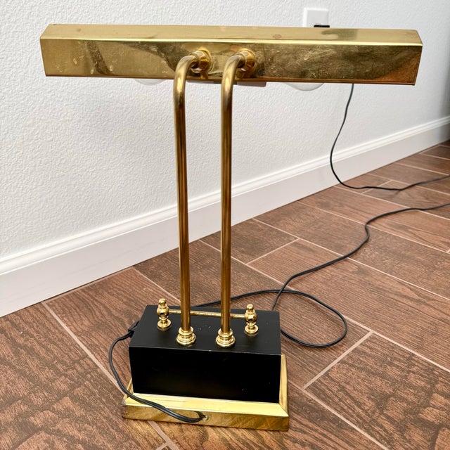 Vintage House of Troy Brass Piano Bankers Desk Lamp Working Condition Classy For Sale - Image 4 of 12