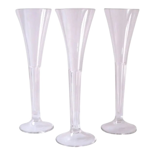 Crystal Champagne Flutes Glasses, in the Style of Val St Lambert, Set of 3 For Sale