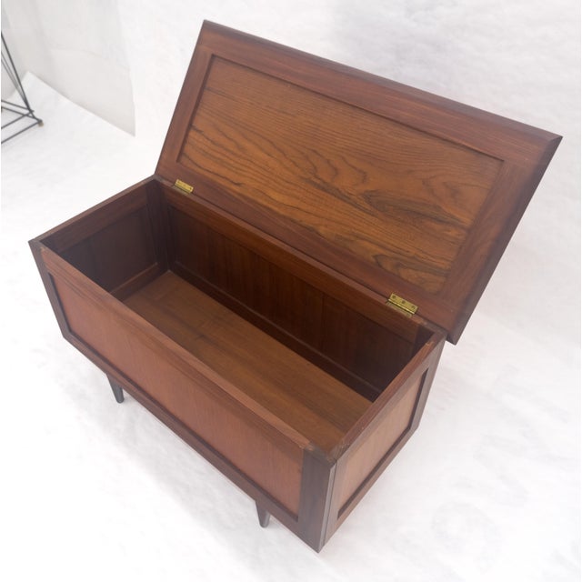 Danish Mid Century Modern Teak Hope Chest Trunk Storage MINT For Sale - Image 14 of 15