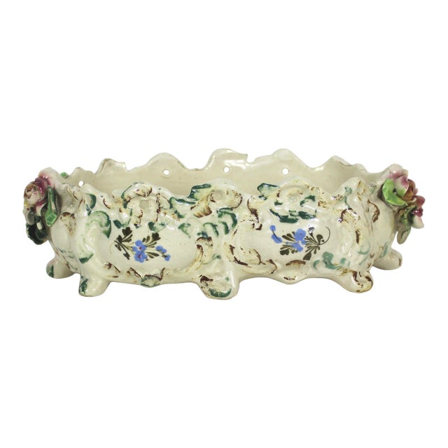 1930’s Italian Renaissance Revival Nova Rose Floral Faïence Ceramic Hand Painted Jardiniere Planter, Made in Italy For Sale