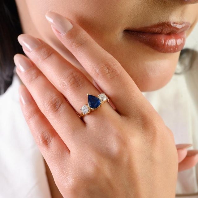 1.7 Ct Pear Sapphire Diamond Early Art Deco Ring Size 6.5 in 14k Gold For Sale - Image 4 of 14