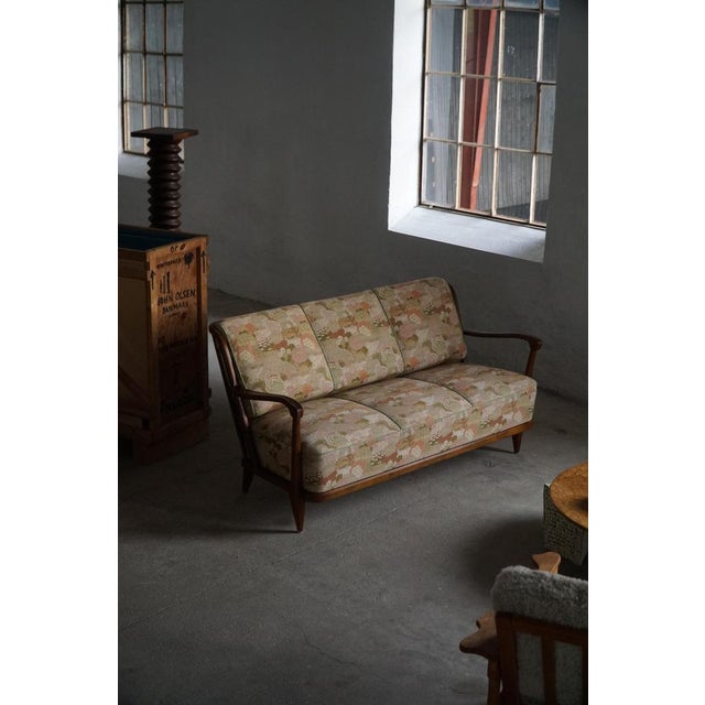 Swedish Modern Freestanding Sofa in Floral Upholstery attributed to Svante Skogh, 1940s For Sale - Image 3 of 16