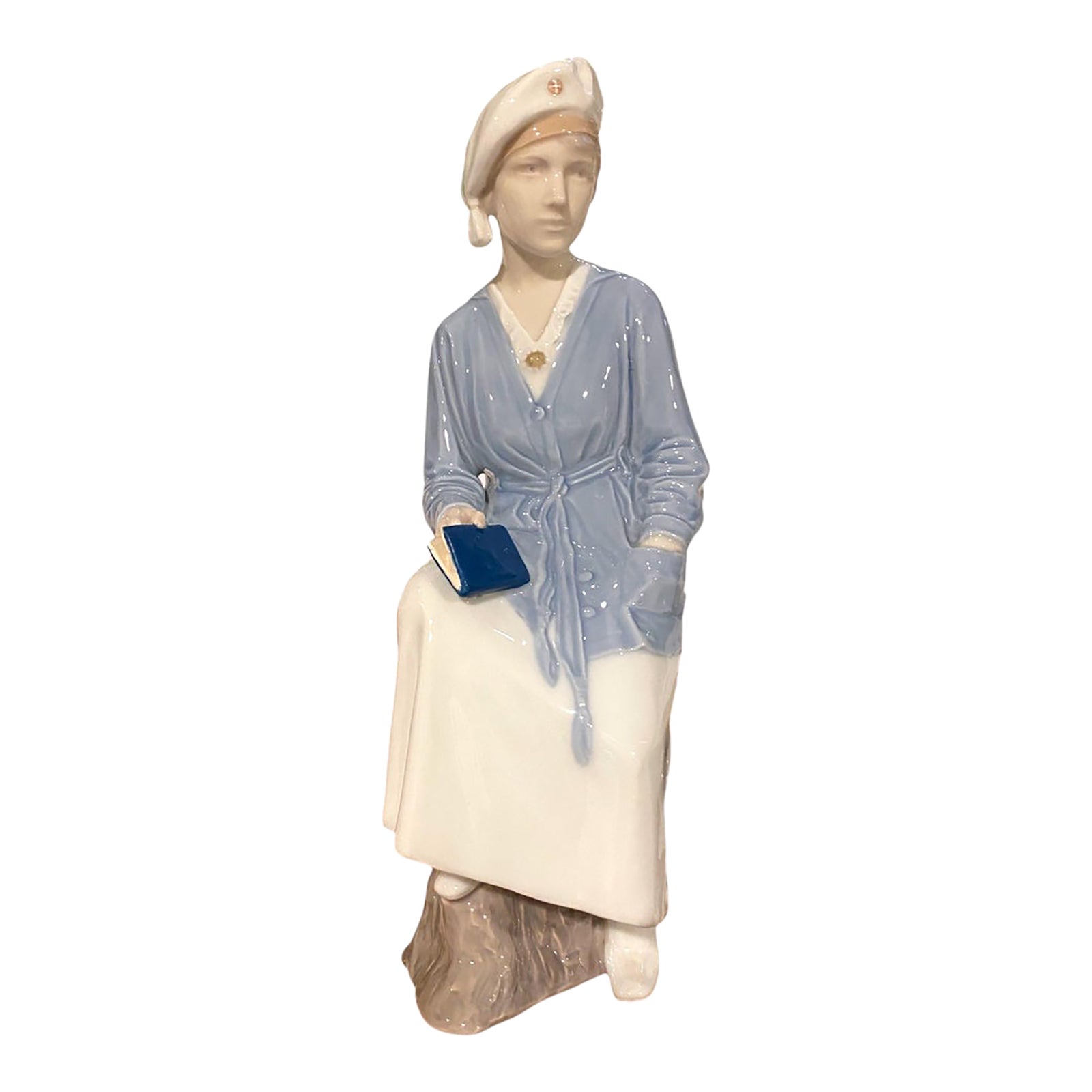 Bing & Grondahl B&g #1938 Graduate Student Nurse Porcelain Figurine 11. ...