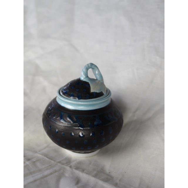 1980s 1980s French Lilou Milcent Porcelain Blue and Black Box For Sale - Image 5 of 10