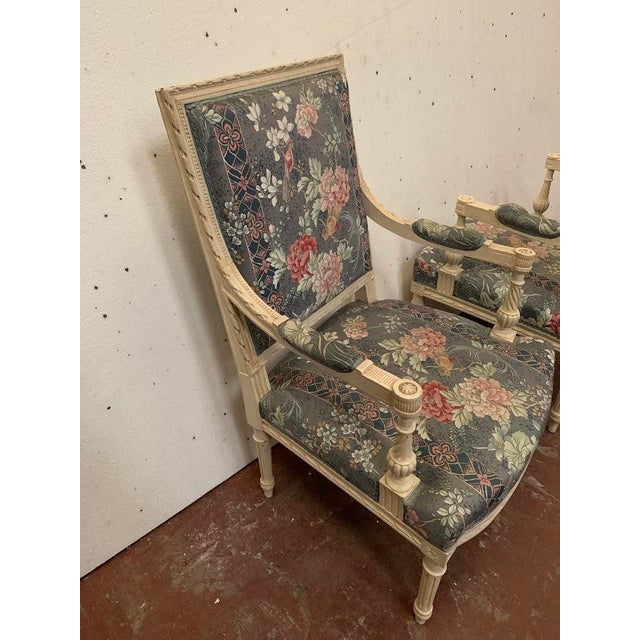 Louis XVI Style Armchairs in White Lacquered Beech, 20th Century, Set of 2 For Sale - Image 10 of 12