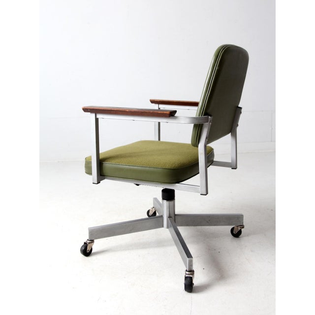 Green Mid Century United Chair Company Office Chair For Sale - Image 8 of 12