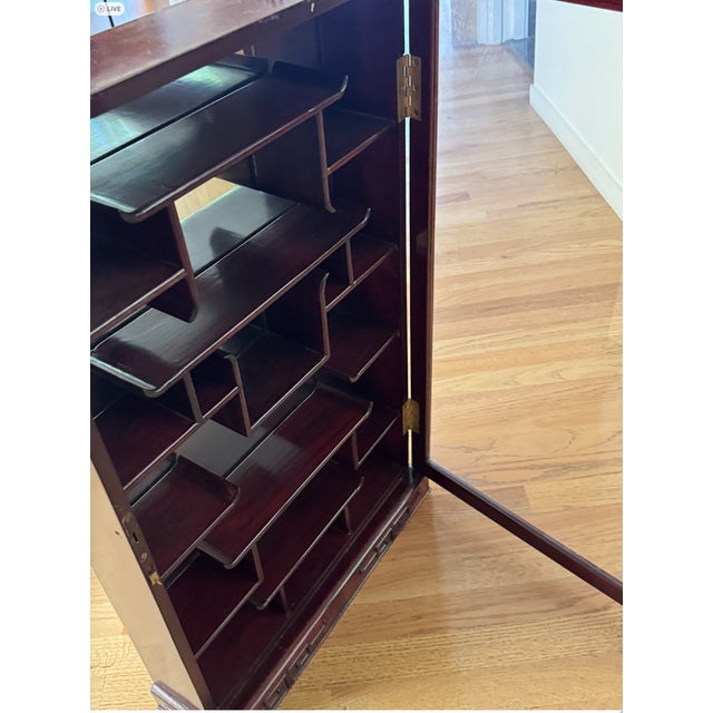 Mid 20th Century Chinese Rosewood Curio Display Cabinet For Sale In Chicago - Image 6 of 16