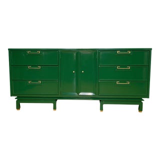 Lacquered American of Martinsville Vintage Modern Ming Credenza/Dresser For Sale
