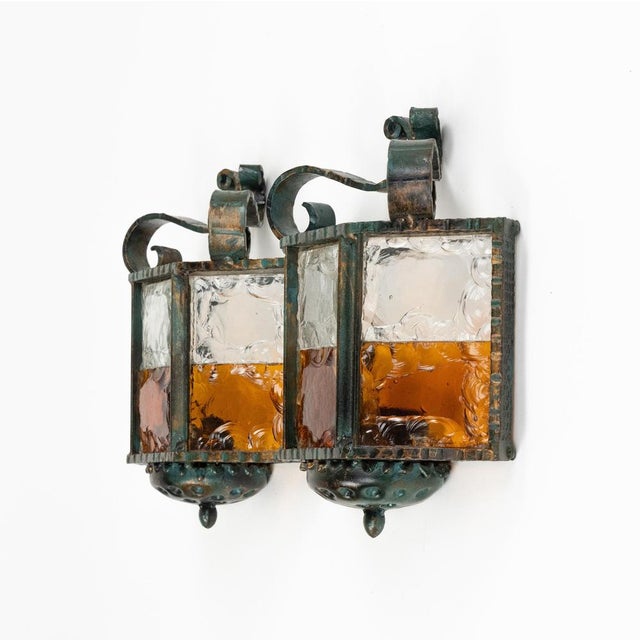 Mid-Century Sconces in Iron and Hammered Glass attributed to Longobard, Italy, 1970s, Set of 2 For Sale - Image 4 of 15