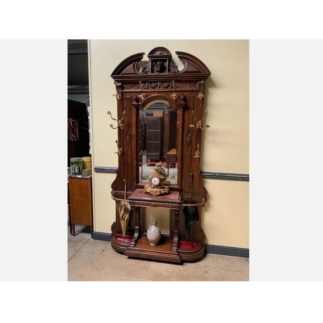 Late 19th Century Antique Neo-Renaissance Wardrobe in Walnut, 1880 For Sale - Image 5 of 14