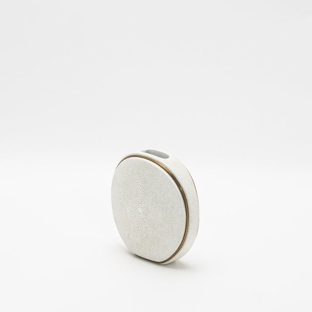 2020s Shagreen Vase With Brass Details by R&y Augousti For Sale - Image 5 of 6