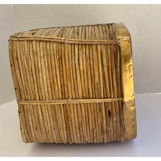 Boho Chic Decorative Basket in Rattan and Brass, Italy, 1960s For Sale - Image 3 of 8