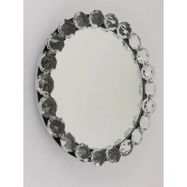 1950s Mid-Century Austrian Backlit Wall Mirror with Diamond-Shaped Crystals from Bakalowits & Söhne, 1950 For Sale - Image 5 of 10