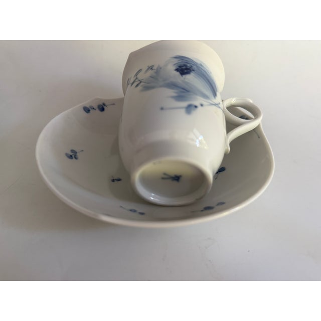 Blue Form Wellenspiel Blue Flower Coffee Cup with Saucer and Plate from Meissen, 1990s, Set of 3 For Sale - Image 8 of 13