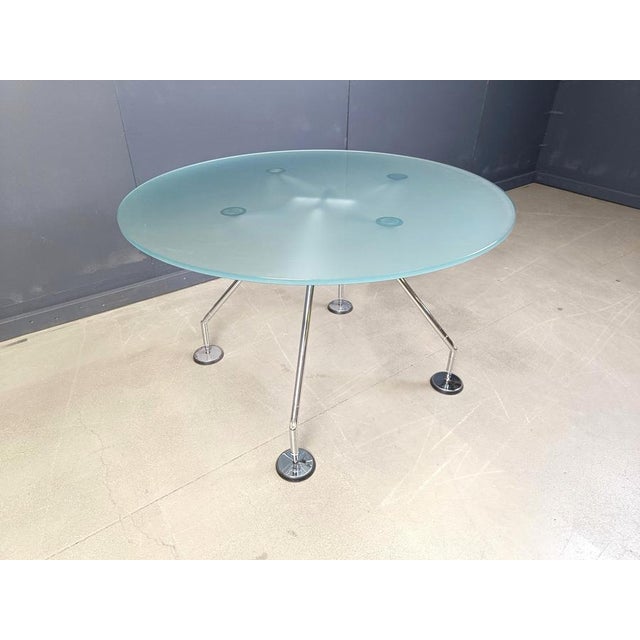 Gold Nomos Dining Table attributed to Norman Foster for Tecno, 1990s For Sale - Image 8 of 13