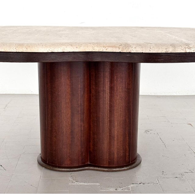 Beige Large Mid-Century Modern Clover Coffee Table in Travertine and Dark Oak, 1970s For Sale - Image 8 of 18