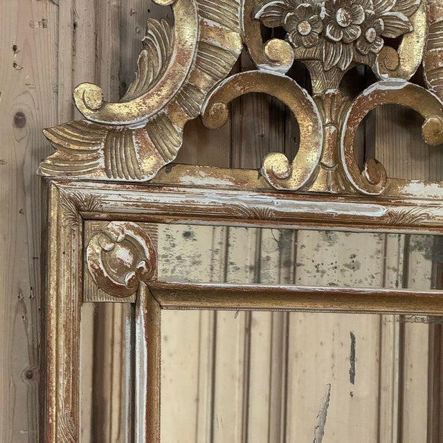 Wood 18th Century Italian Neoclassical Period Hand-Carved Giltwood Mirror For Sale - Image 7 of 16