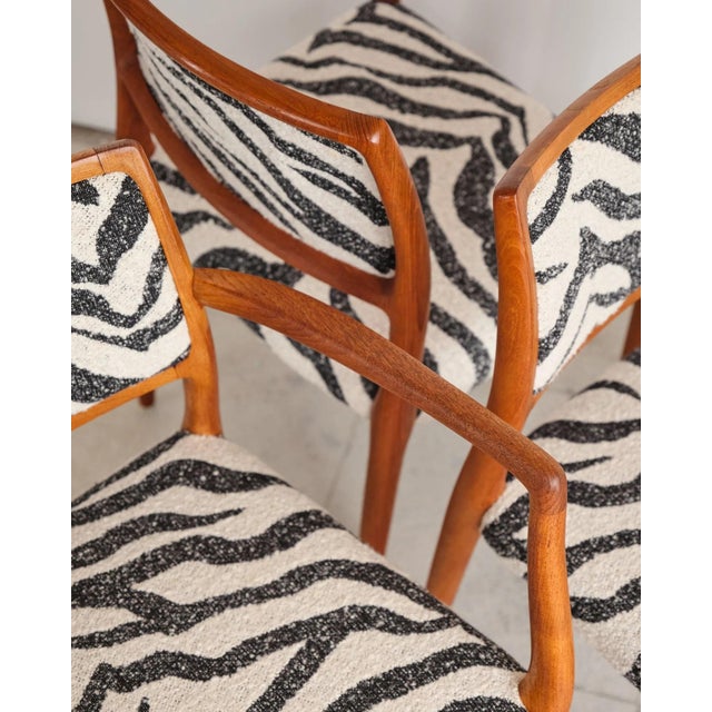 Teak Model 80 Dining Chairs and Model 65 Armchairs by Niels O. Møller for j.l. Møllers, Denmark, 1960s, Set of 8 For Sale - Image 15 of 18