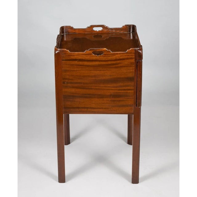 English Late 19th Century Mahogany Tray Top Book Spine Side Table For Sale - Image 3 of 9