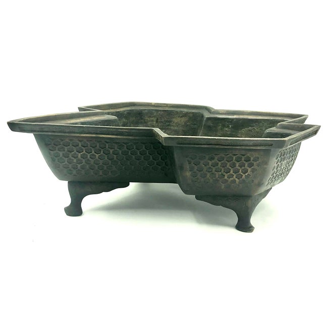19th Century Meiji Japanese Bronze Vase Tsuiban Angular Form Ikebana Bonsai Tray Jardiniere Antique Vintage Metal Heavy For Sale In Los Angeles - Image 6 of 6