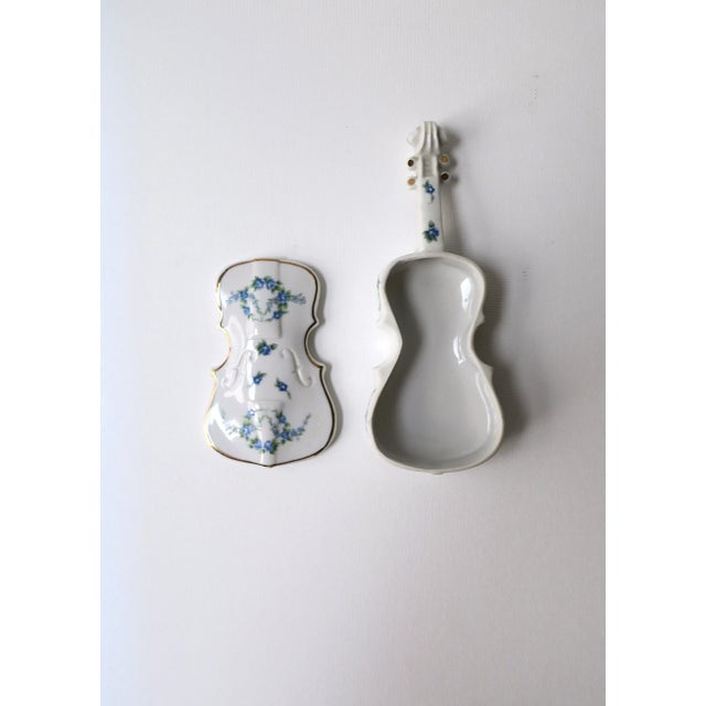 Traditional Porcelain Box With Chintz Design For Sale - Image 3 of 12