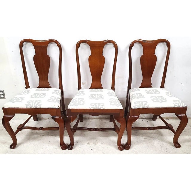 Offering One Of Our Recent Palm Beach Estate Fine Furniture Acquisitions Of A Set of 6 Mid Century Solid Cherry Queen Anne...