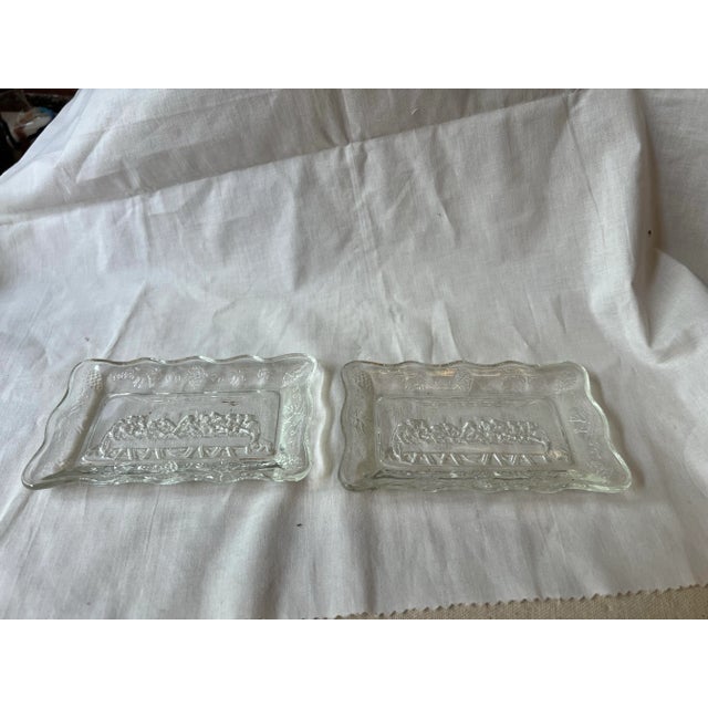 1970s The Last Supper Pair of Glass Plates For Sale In Atlanta - Image 6 of 10