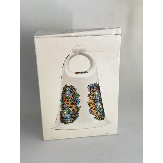 Item: Annual Bell Manufacturer: Hutschenreuther Series: Annual Bell Decoration: 1980 Material: Porcelain Condition: Unused...