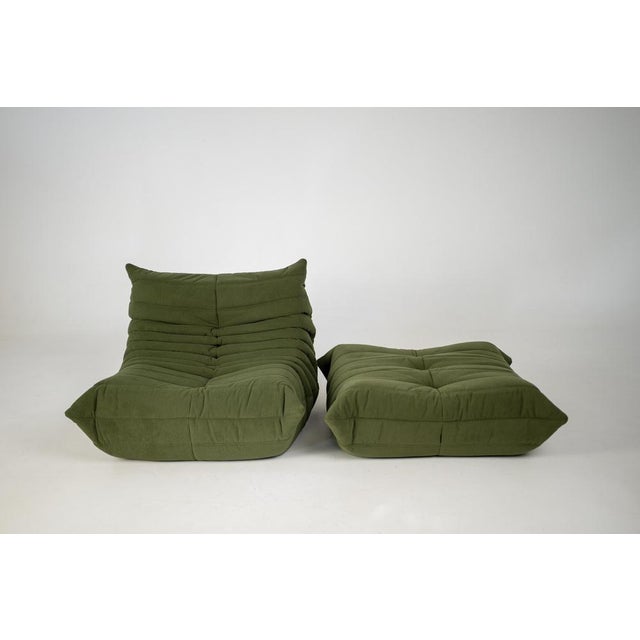 Textile Set of Togo Lounge Chair and Pouf in Khaki Corduroy by Michel Ducaroy for Ligne Roset, 1973 For Sale - Image 7 of 18
