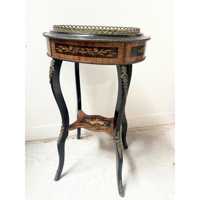 2000 - 2009 19th Century Napoleon III Jardinière in Blackened Wood and Light Wood Marquetry For Sale - Image 5 of 13
