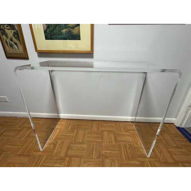 Vintage 1970s Lucite Acrylic Waterfall Console Table — Hollywood Regency MCM Sofa Entry Table For Sale In San Francisco - Image 6 of 12